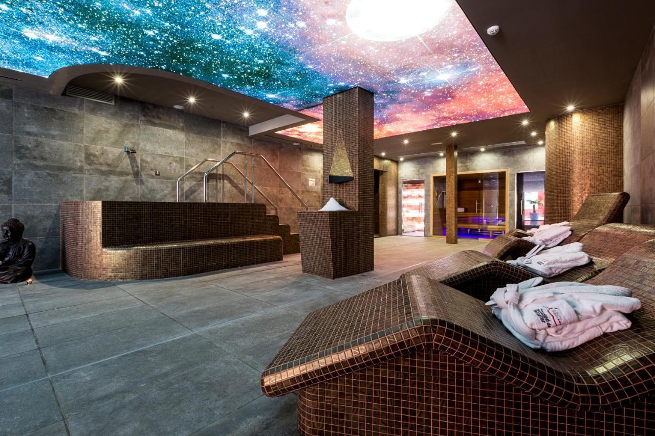 Hotel & Spa Ciudad De Binéfar Eksteriør billede